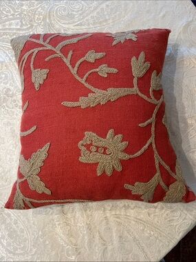 Traditions by Pamela Kline Wool/Linen Embroidered Floral Accent Pillow in EUC
